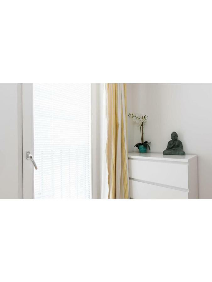 The Most Central Apartment In Cardiff Esterno foto